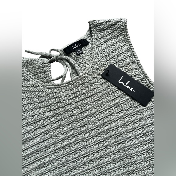 NWT Lulus Flouncin' Around Dusty Sage Cropped Ruffled Sweater Tank Size Medium - Picture 9 of 11